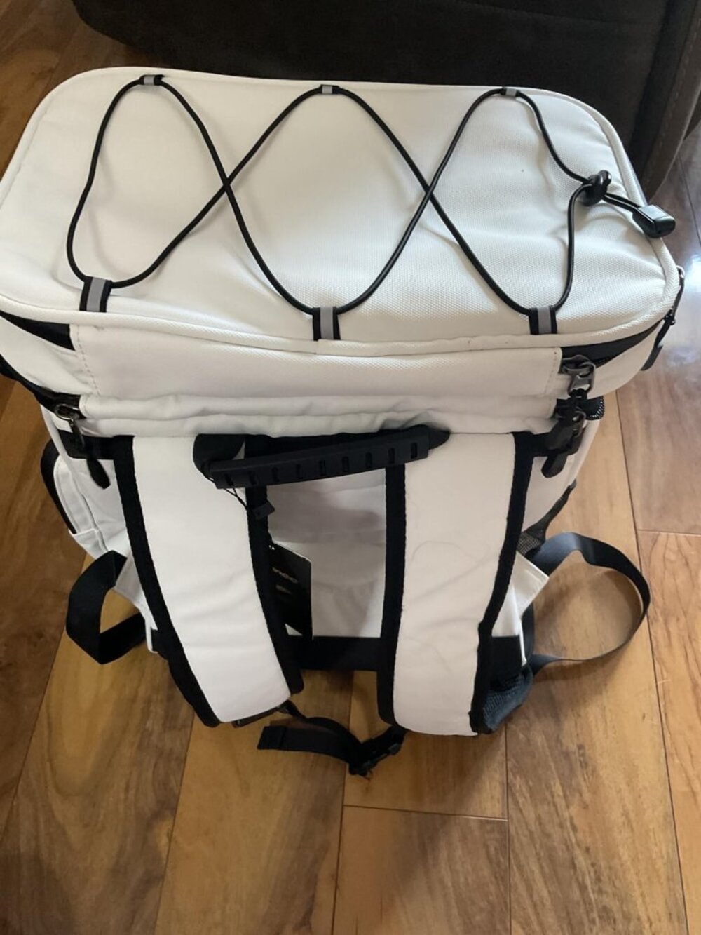 Large Cooler Backpack - Picture 4 of 7